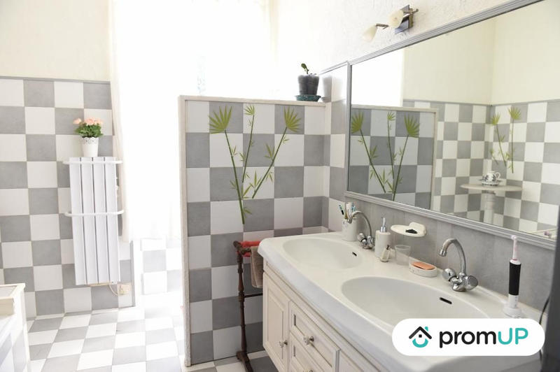 Mas - 153 m² - 5 pièces