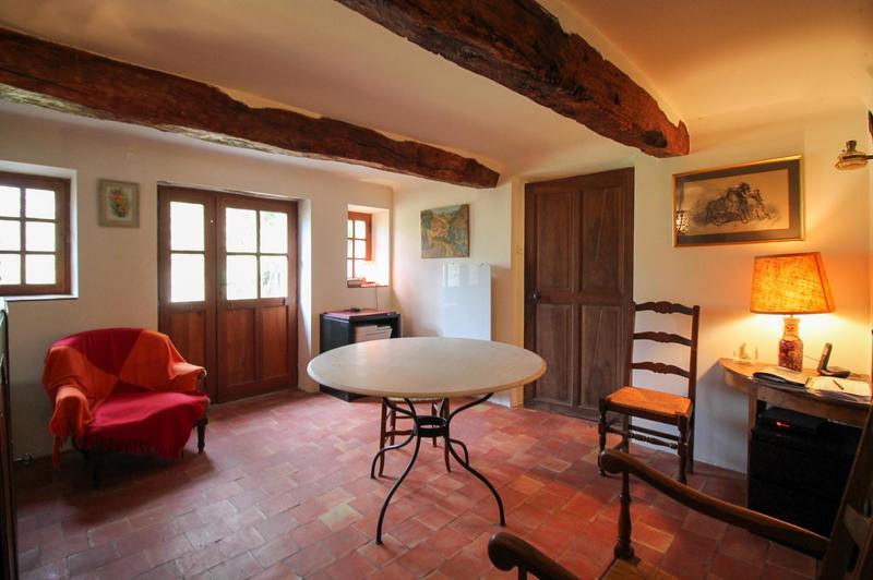 Mas - 142 m² - 6 pièces