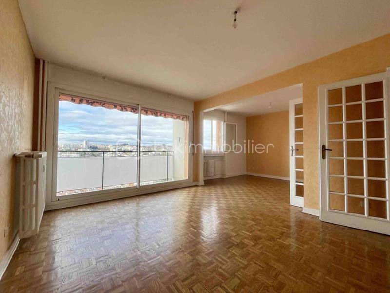 Appartement - 76 m² - 4 pièces