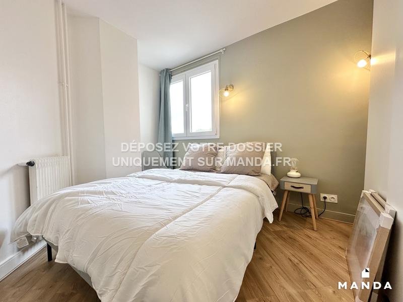 Chambre - 10 m² - 5 pièces