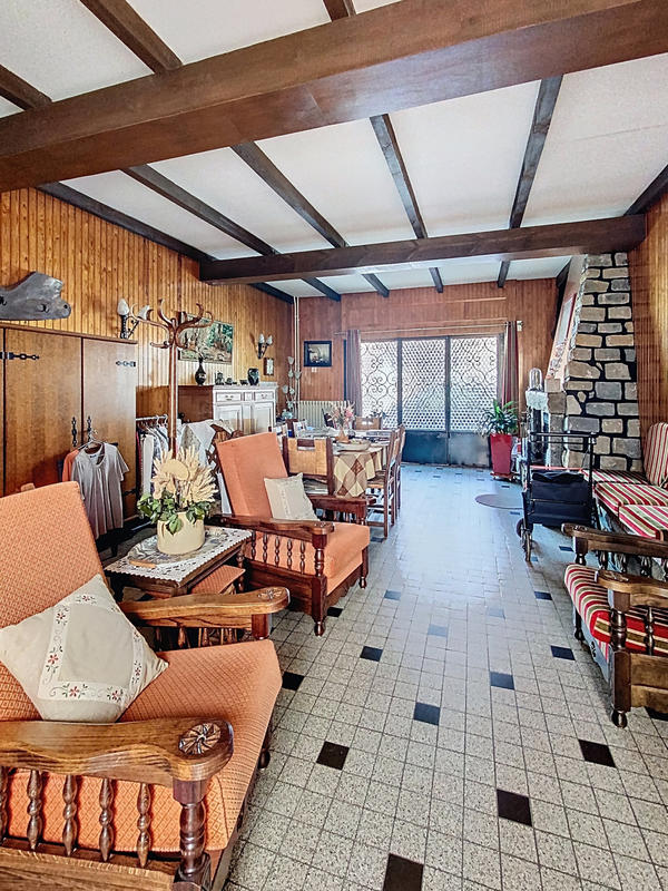 Maison - 175 m² - 7 pièces