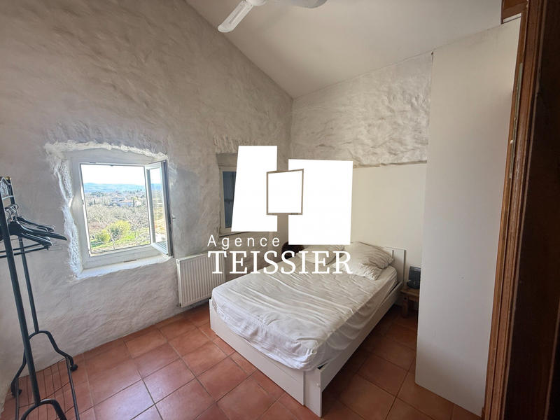 Mas - 450 m² - 14 pièces