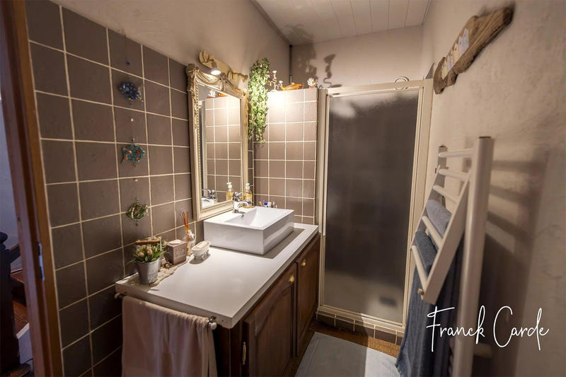 Maison - 198 m² - 8 pièces