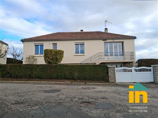 Maison de ville - 75 m² - 4 pièces