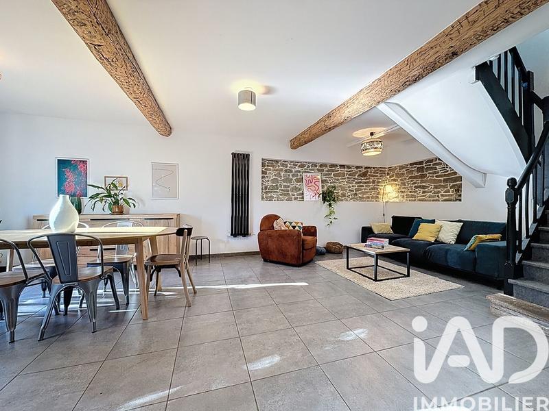 Maison - 180 m² - 9 pièces