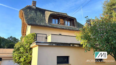 Maison - 223 m² - 7 pièces