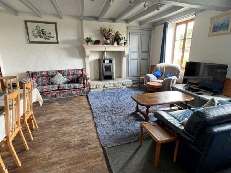 Maison ancienne - 254 m² - 10 pièces