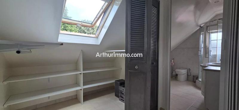 Maison - 102 m² - 4 pièces