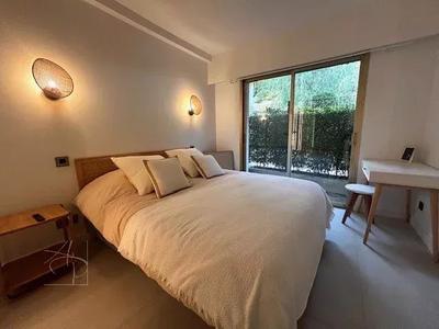 Appartement - 77 m² - 3 pièces