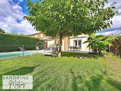 Maison - 107 m² - 5 pièces