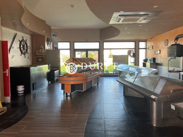 Local commercial - 158 m²