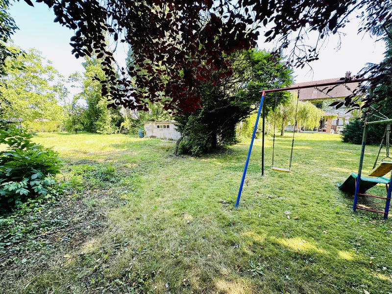 Maison - 147 m² - 8 pièces