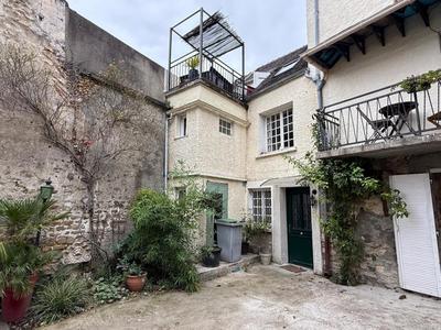 Maison ancienne - 190 m² - 9 pièces