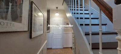 Maison - 141 m² - 8 pièces