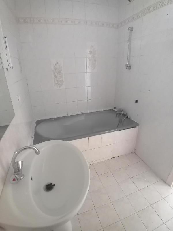 Appartement ancien - 84 m² - 5 pièces