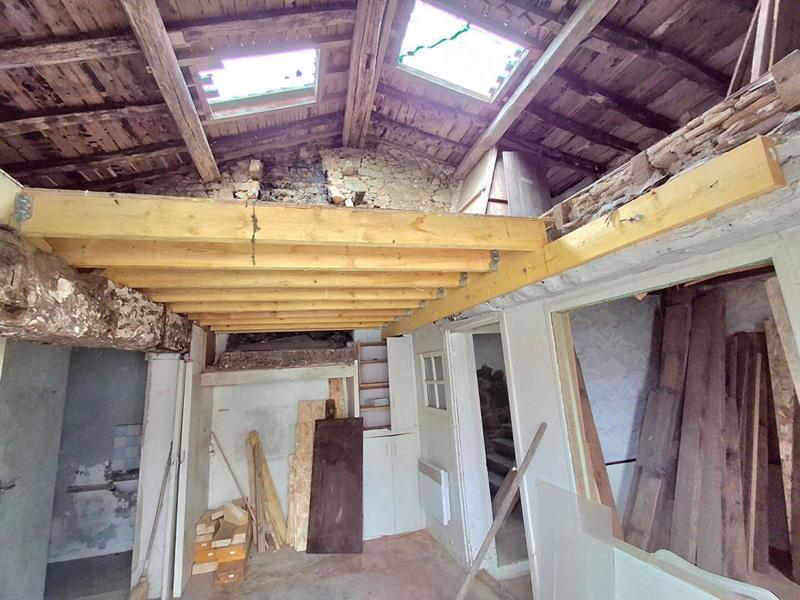 Maison - 90 m² - 5 pièces