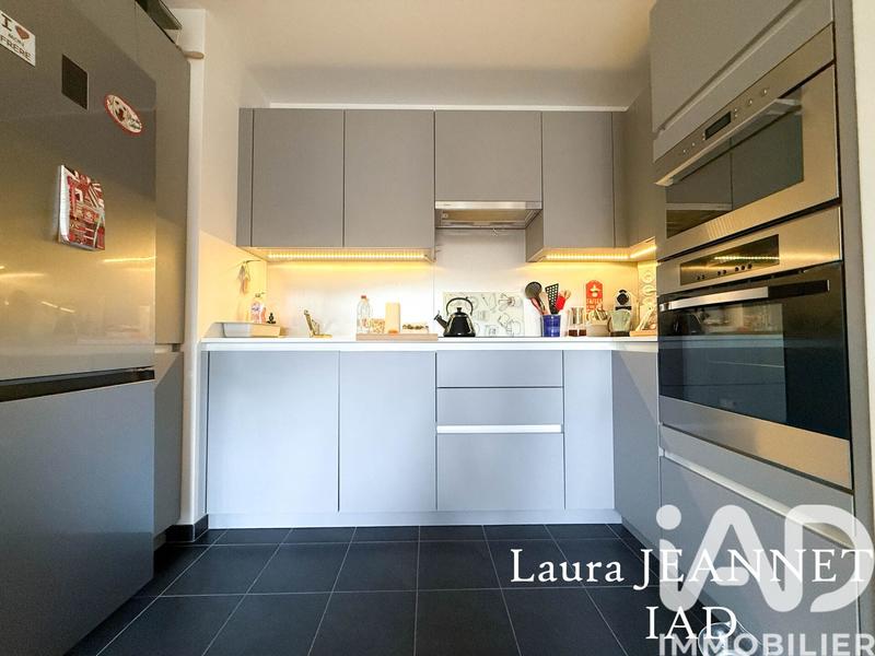 Appartement - 60 m² - 3 pièces