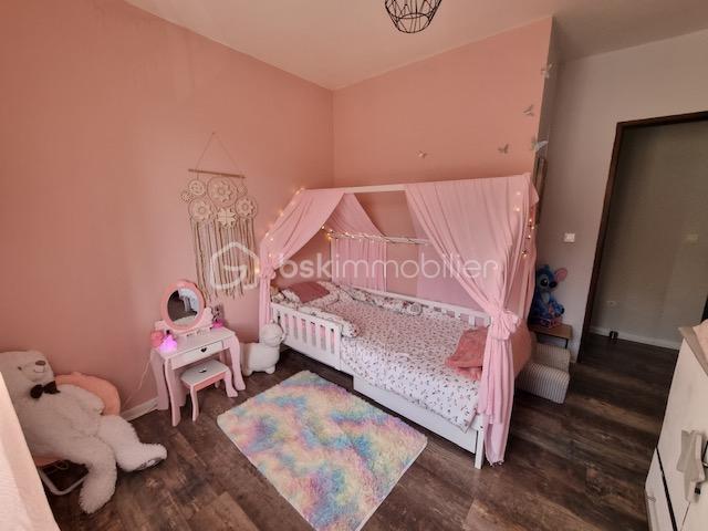 Villa - 200 m² - 10 pièces