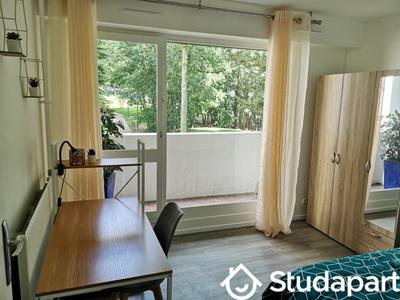 Chambre - 10 m² - 1 pièce