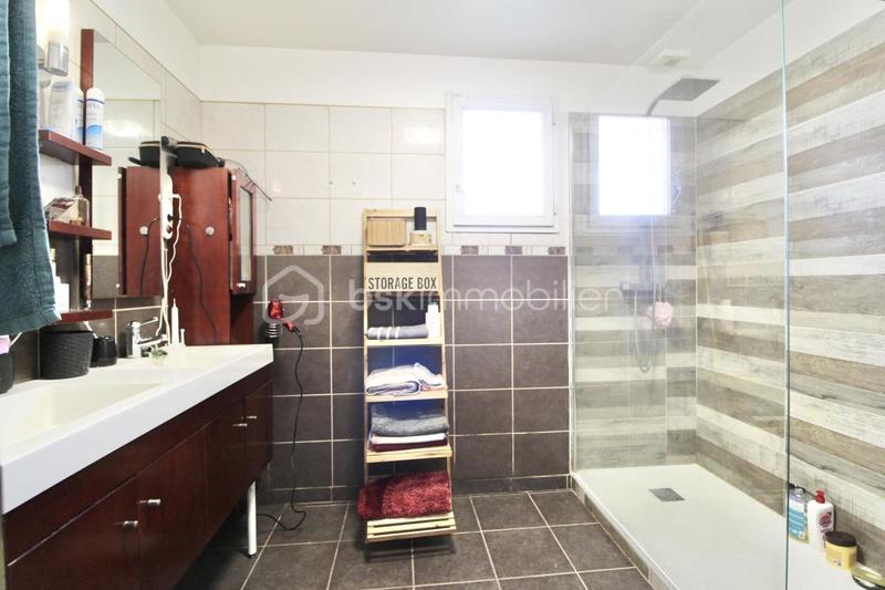 Pavillon - 110 m² - 6 pièces