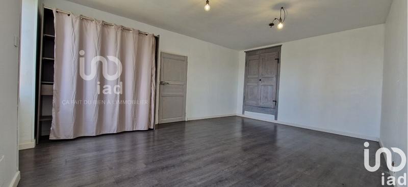 Maison - 233 m² - 8 pièces