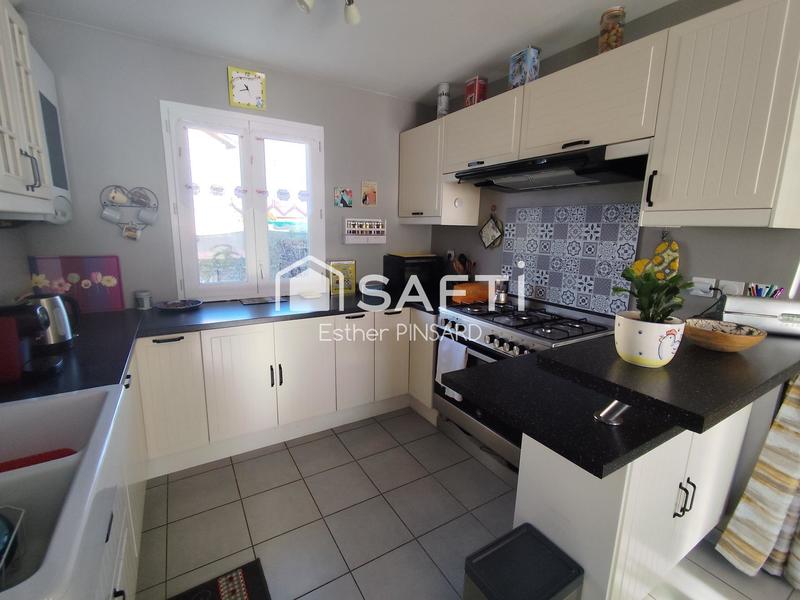 Maison - 90 m² - 4 pièces