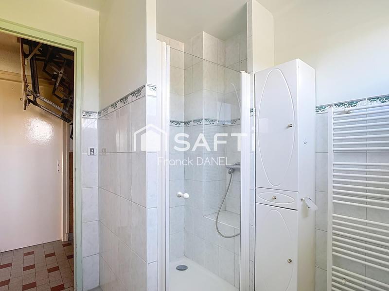 Maison - 141 m² - 9 pièces