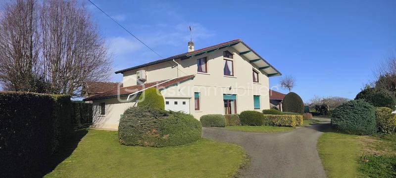 Maison - 183 m² - 7 pièces