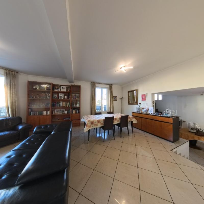 Maison - 145 m² - 7 pièces