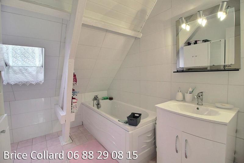 Maison - 92 m² - 6 pièces