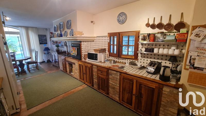 Maison - 219 m² - 5 pièces