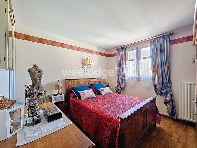 Maison - 96 m² - 6 pièces