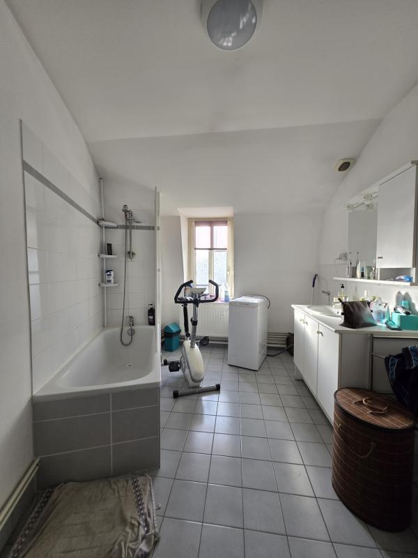 Appartement - 86 m² - 3 pièces