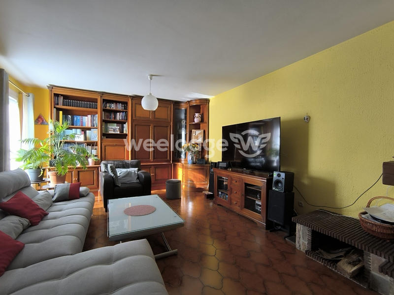 Maison - 161 m² - 8 pièces