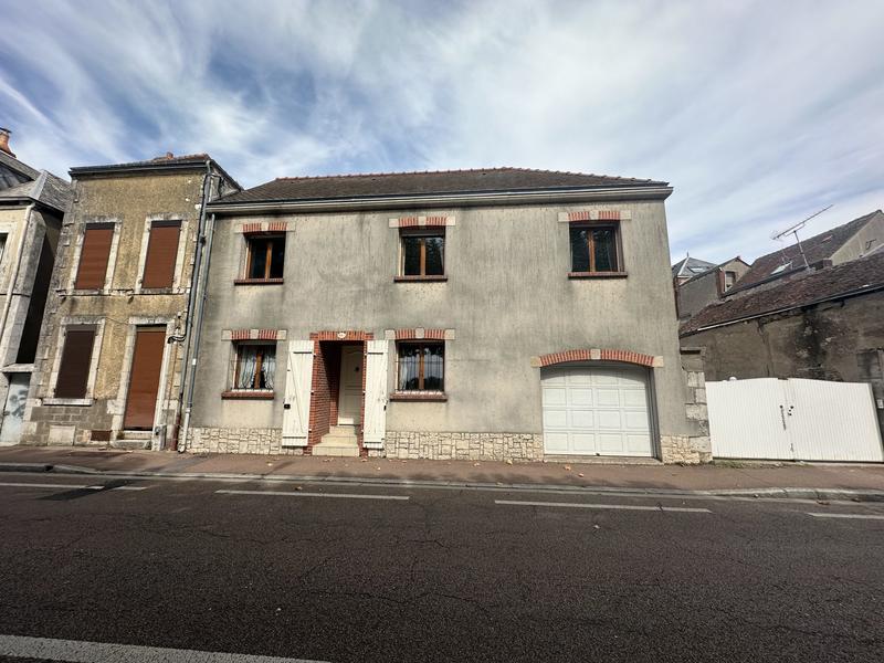Maison - 104 m² - 5 pièces