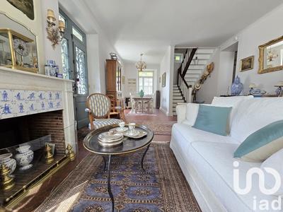 Maison - 196 m² - 7 pièces