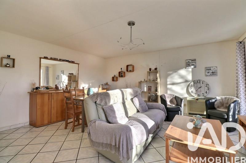 Maison - 99 m² - 5 pièces