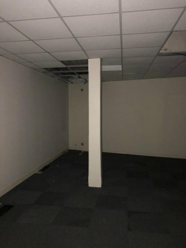 Local commercial - 231 m²