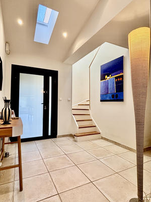 Villa - 282 m² - 8 pièces