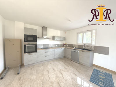 Maison - 91 m² - 4 pièces