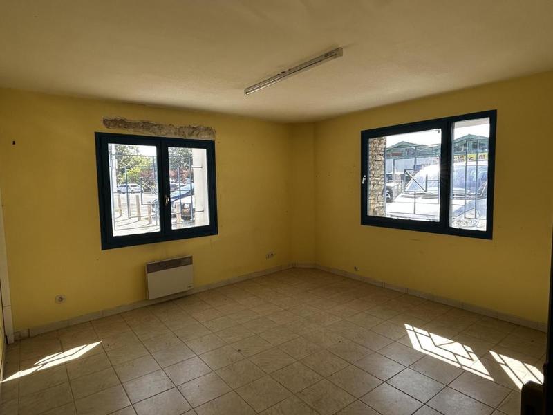 Local commercial - 180 m²