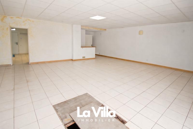 Maison - 366 m² - 14 pièces