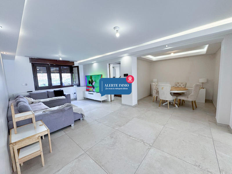 Maison - 122 m² - 5 pièces