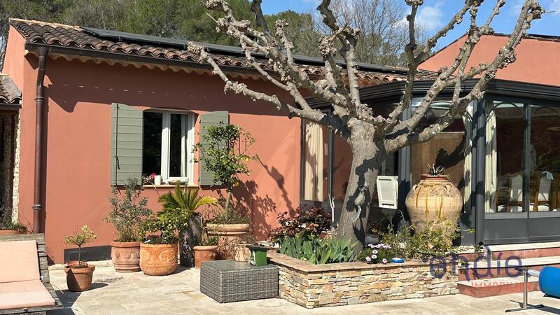 Maison - 140 m² - 4 pièces