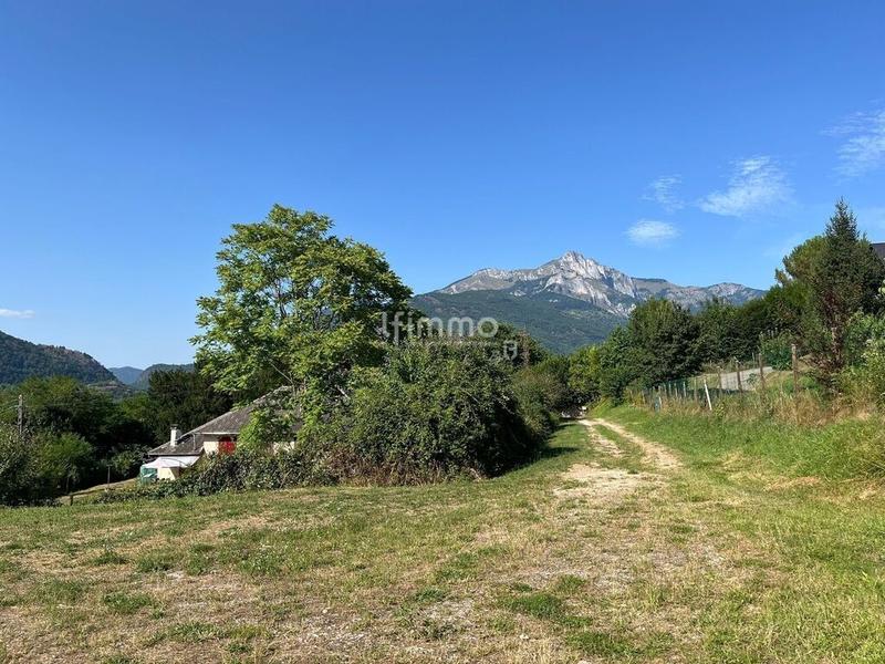 Terrain - 2 260 m²