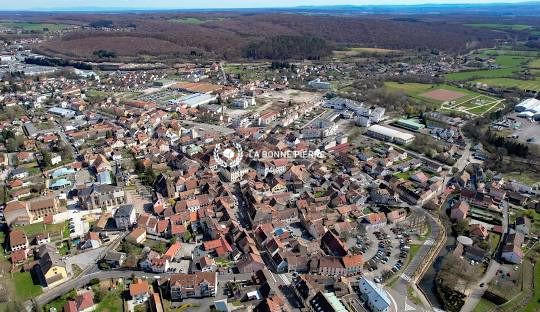 Local commercial - 5 779 m²