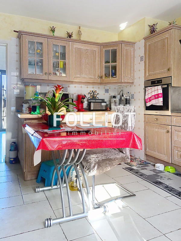 Maison - 174 m² - 5 pièces