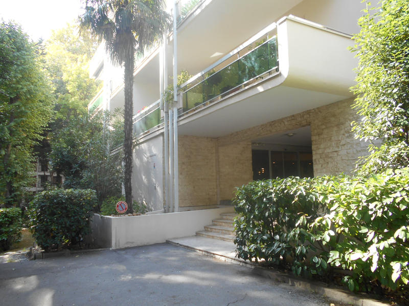 Appartement - 140 m² - 4 pièces