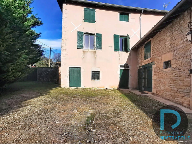 Maison ancienne - 193 m² - 6 pièces