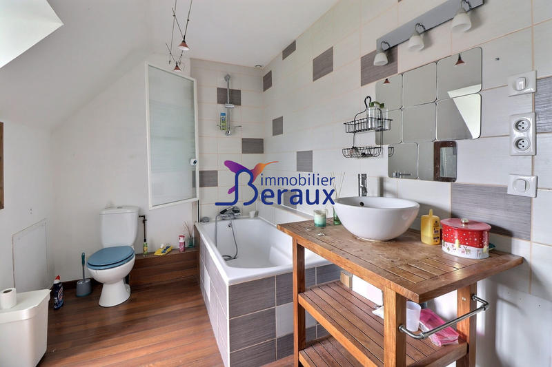 Maison - 151 m² - 6 pièces